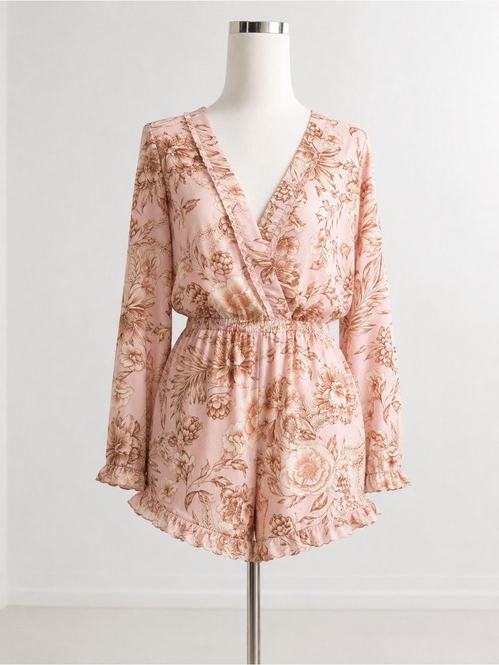NWT Agua Bendita Floral Ruffle Romper size L
